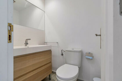 f6197e3a29ba1343884246f2b061d163 - 12