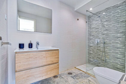 f6197e3a29ba1343884246f2b061d163 - 16