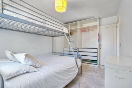 f6197e3a29ba1343884246f2b061d163 - 9