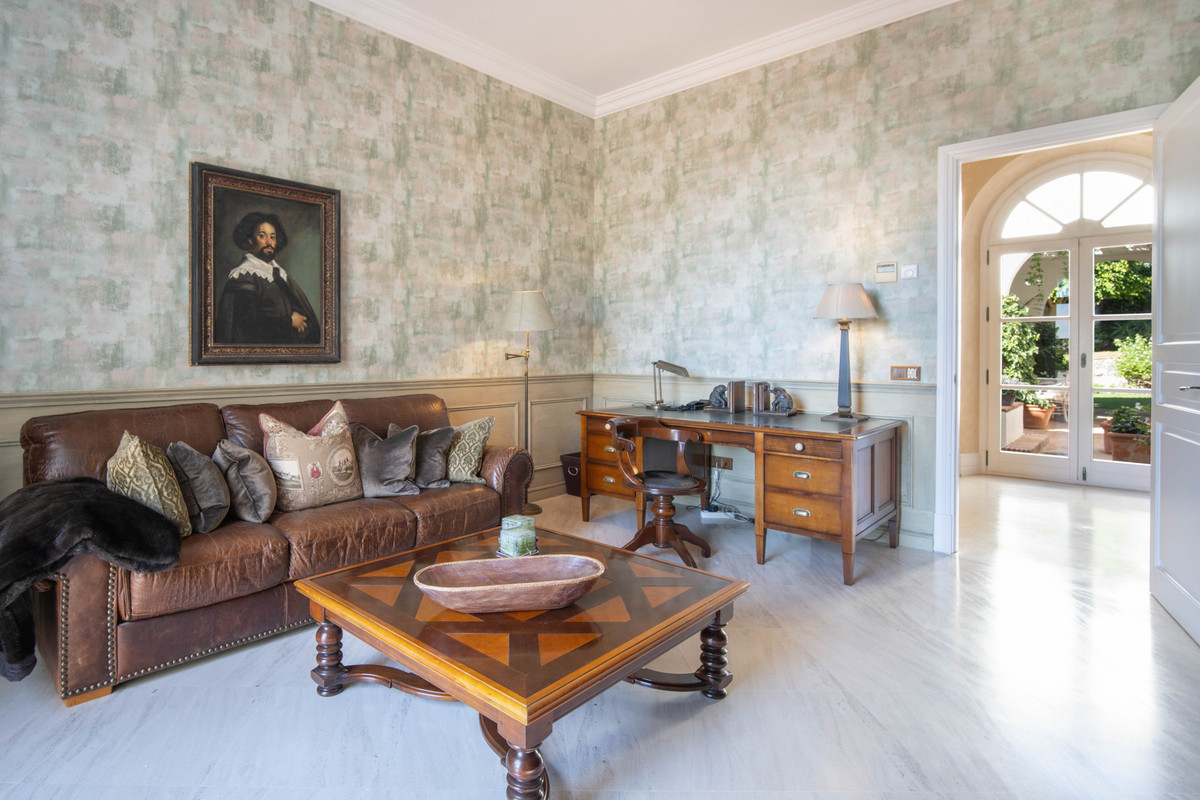 f7d5ae8ebc1821eb8878bec14b365ffa - 16