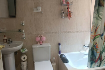 f827ffb73f02f0cd19c2b1f5fe85184f - 24