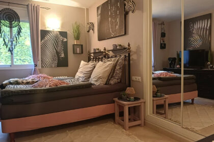 f827ffb73f02f0cd19c2b1f5fe85184f - 25