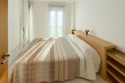 f8758618a6c432474a6e4ad6f50d1ad8 - 13