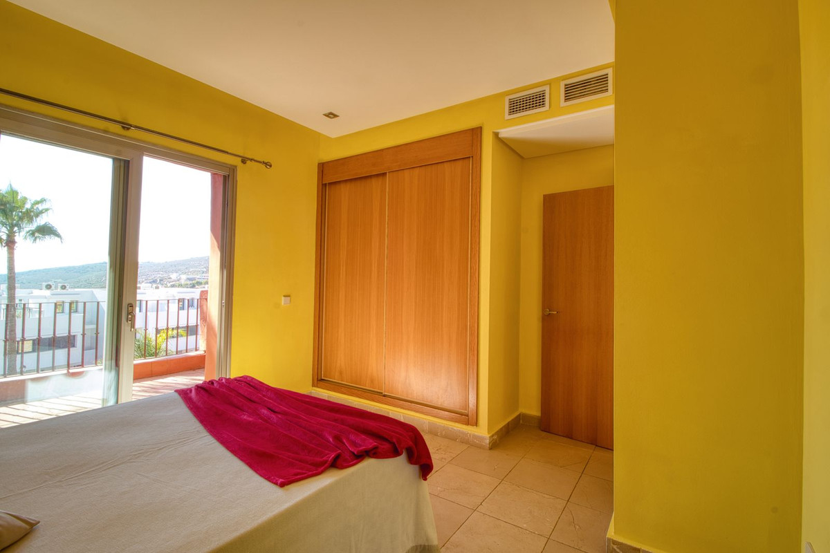 f8f4e71593a019fbc3f1c3f1662665ba - 15