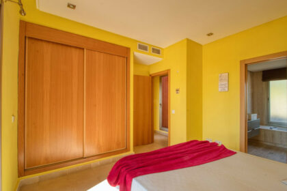 f8f4e71593a019fbc3f1c3f1662665ba - 17