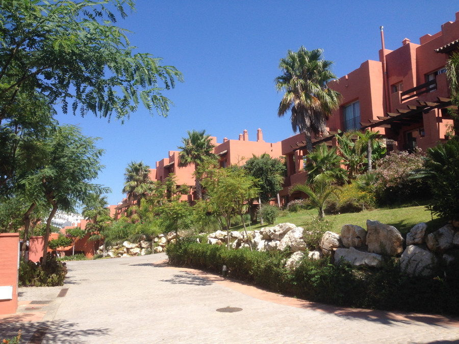 f8f4e71593a019fbc3f1c3f1662665ba - 41