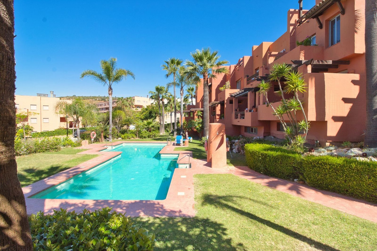 f8f4e71593a019fbc3f1c3f1662665ba - 43