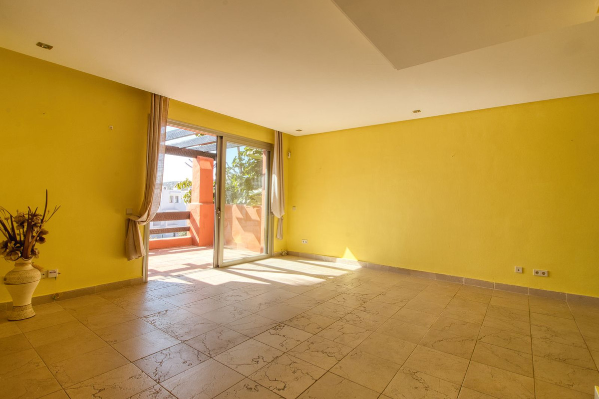 f8f4e71593a019fbc3f1c3f1662665ba - 5