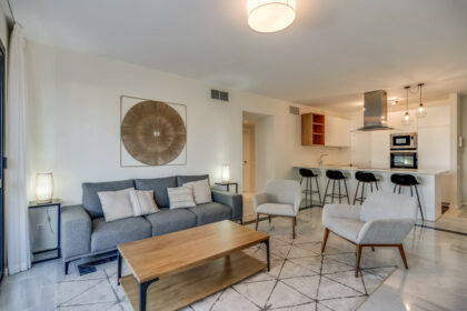 f8f672bdc7ea005928bf797614a4fd66 - 4