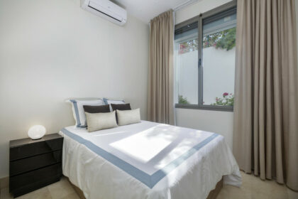 f9048e035dc07d431e5c99fedfec33f3 - 26