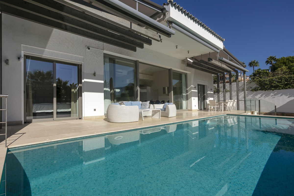 f9048e035dc07d431e5c99fedfec33f3 - 27