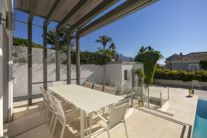 f9048e035dc07d431e5c99fedfec33f3 - 37