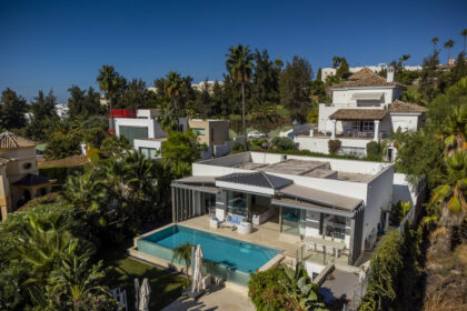 f9048e035dc07d431e5c99fedfec33f3 - 42