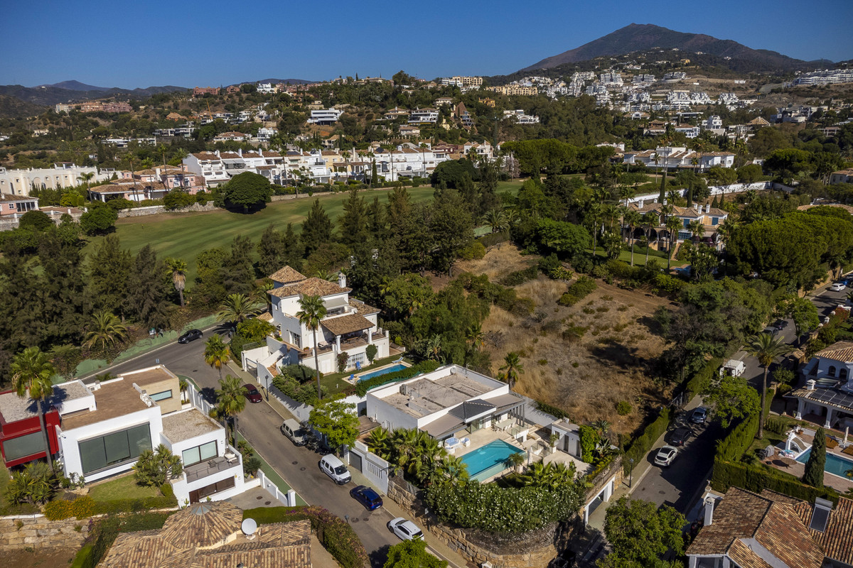 f9048e035dc07d431e5c99fedfec33f3 - 46