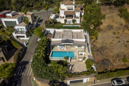 f9048e035dc07d431e5c99fedfec33f3 - 47