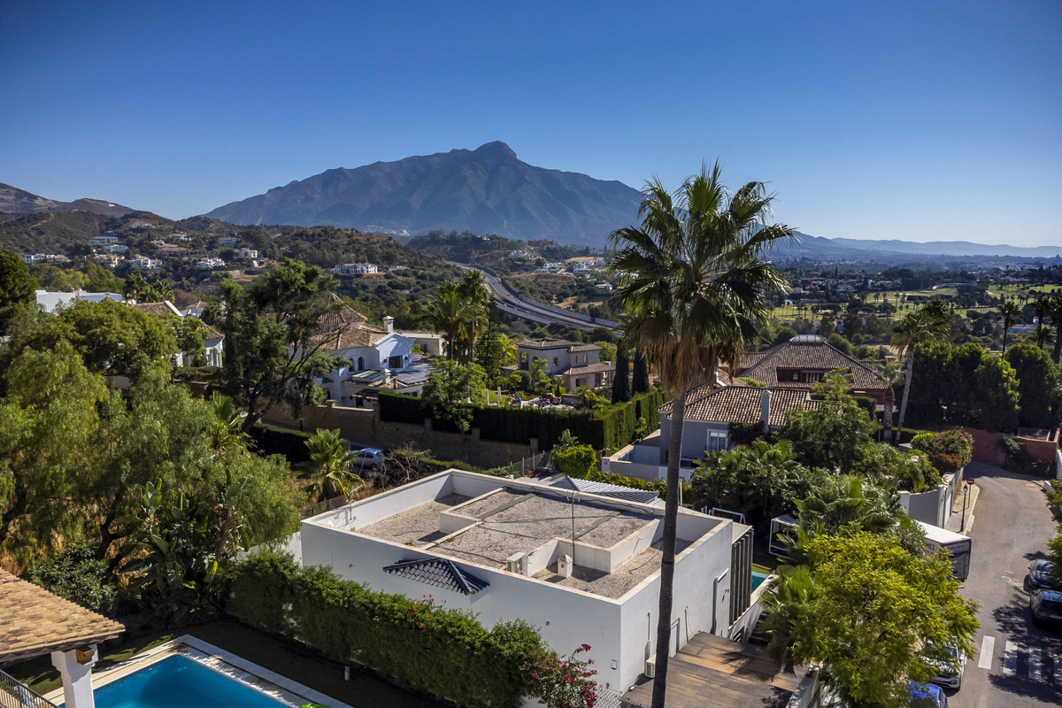 f9048e035dc07d431e5c99fedfec33f3 - 50