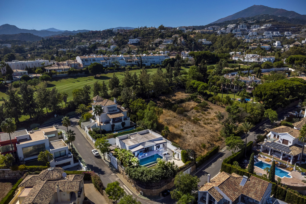 f9048e035dc07d431e5c99fedfec33f3 - 54