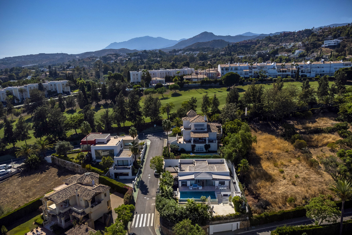 f9048e035dc07d431e5c99fedfec33f3 - 55