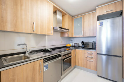 f956c5b067a28f84accc539e23ee6094 - 13