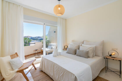 f956c5b067a28f84accc539e23ee6094 - 7