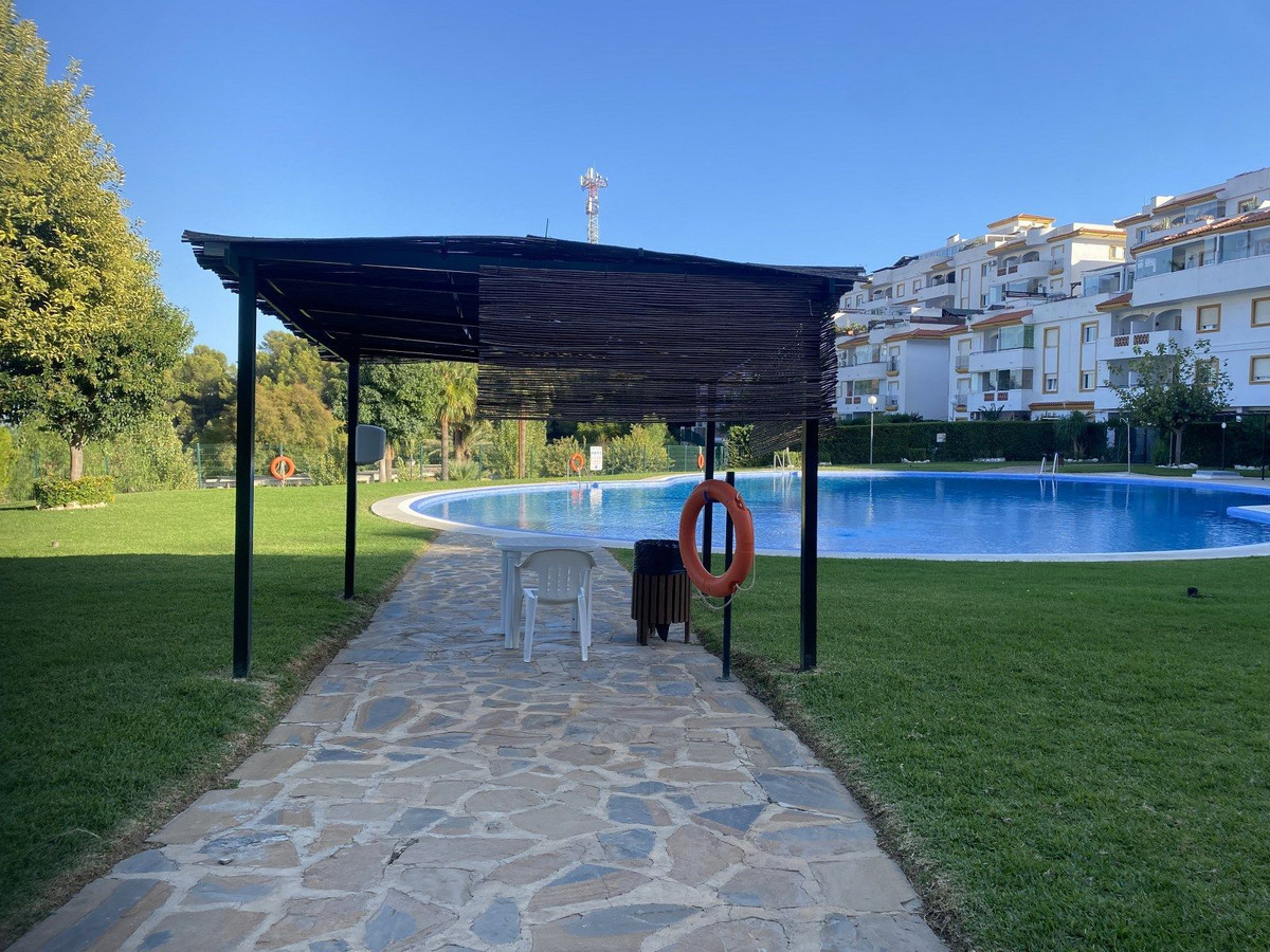 f9596a0331a0d5504021b19c115aadf6 - 1