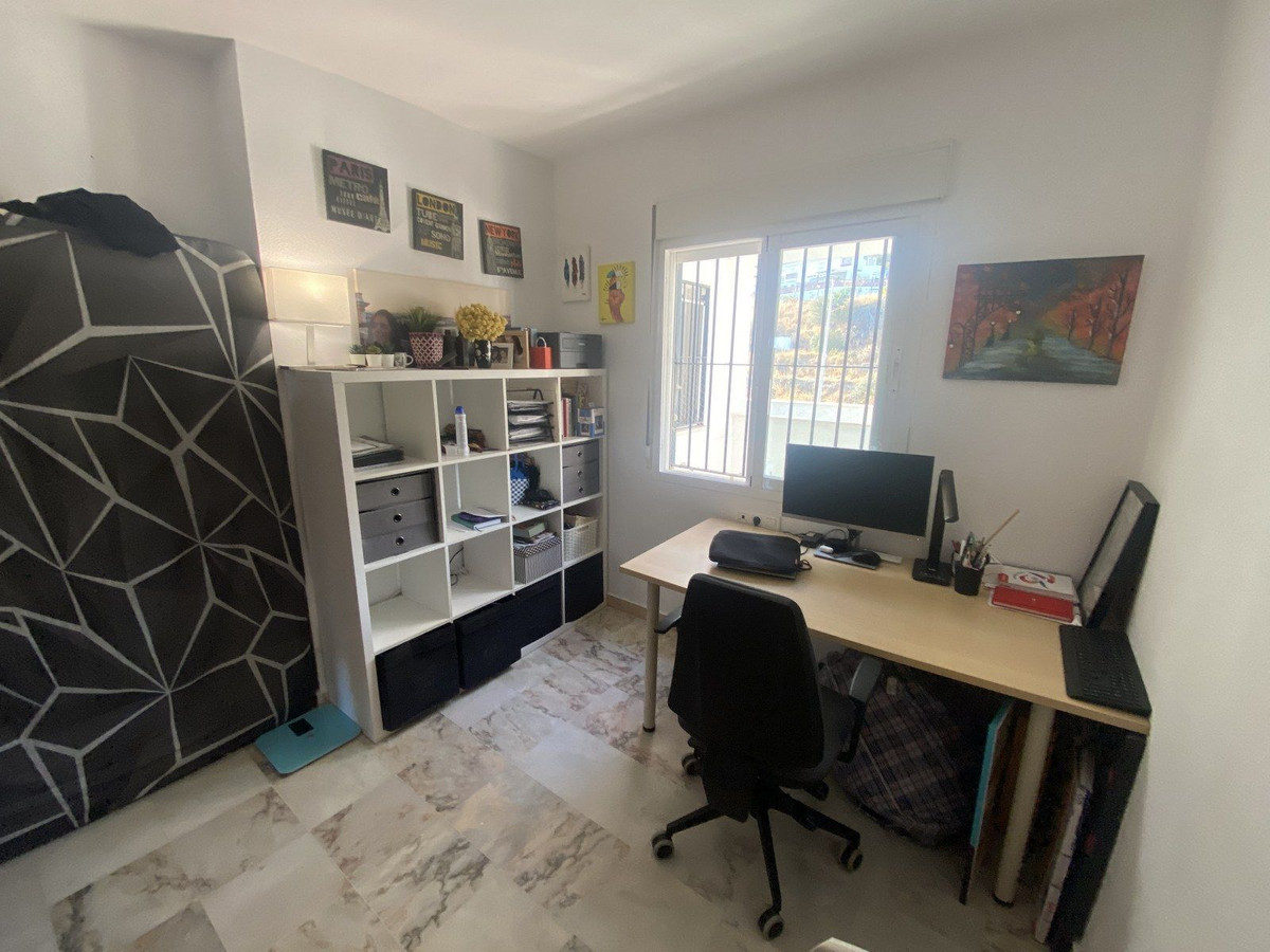 f9596a0331a0d5504021b19c115aadf6 - 35