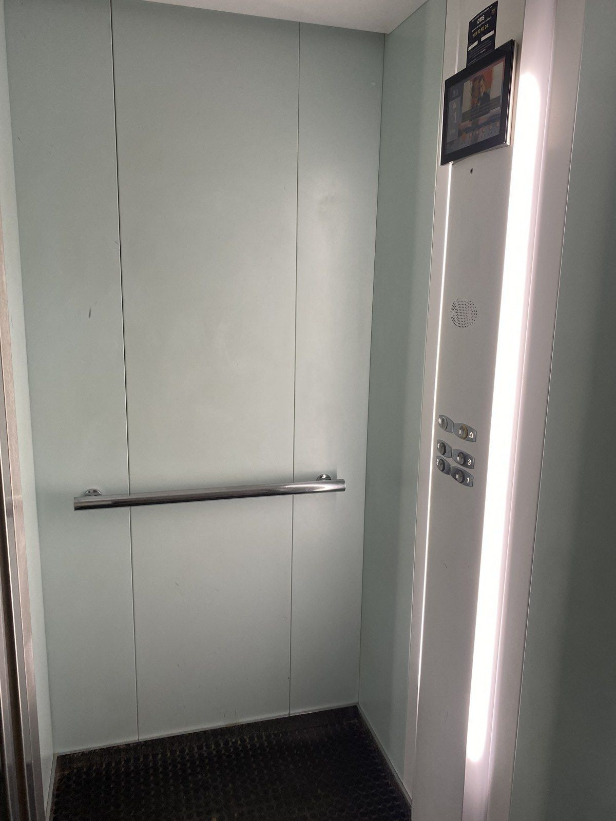 f9596a0331a0d5504021b19c115aadf6 - 40