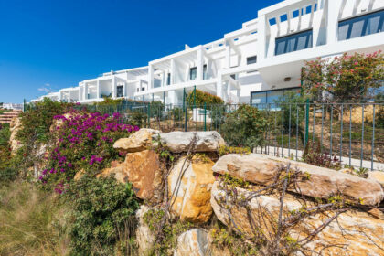 f9a3832dec80152605ff3ae7a9ae1c73 - 19