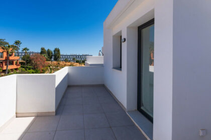 f9a3832dec80152605ff3ae7a9ae1c73 - 23