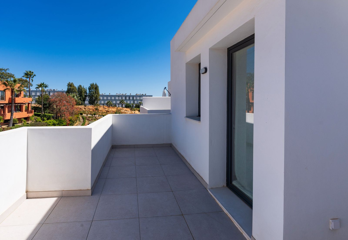 f9a3832dec80152605ff3ae7a9ae1c73 - 23