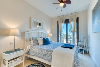 fa118e750d8317843cf1f660500c4c37 - 12