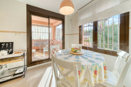 fa118e750d8317843cf1f660500c4c37 - 18