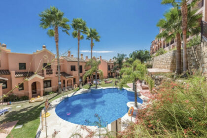 fa118e750d8317843cf1f660500c4c37 - 2