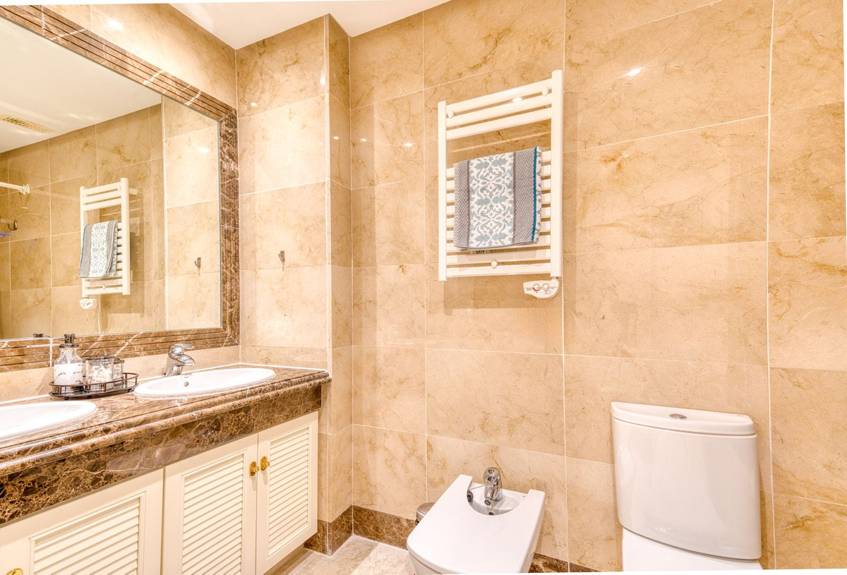 fa118e750d8317843cf1f660500c4c37 - 25