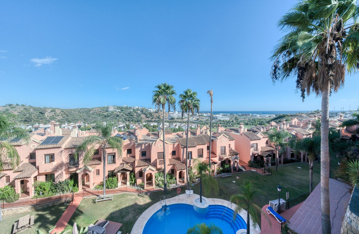 fa118e750d8317843cf1f660500c4c37 - 26