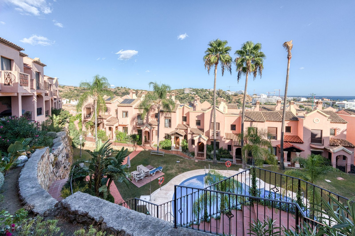 fa118e750d8317843cf1f660500c4c37 - 28