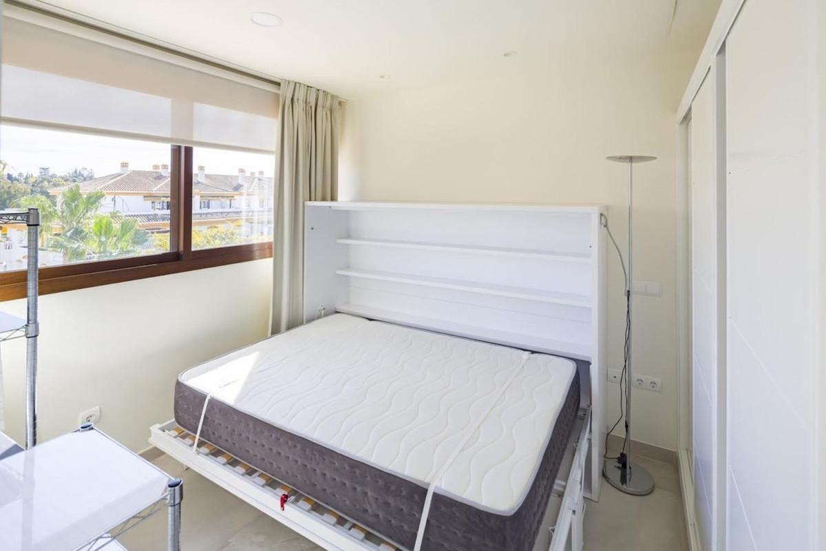 fa16a49627a5842687d8b2808a85ad08 - 17