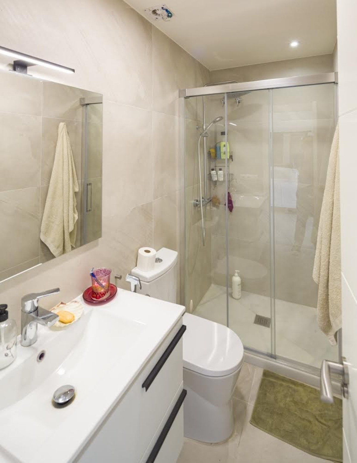 fa16a49627a5842687d8b2808a85ad08 - 19