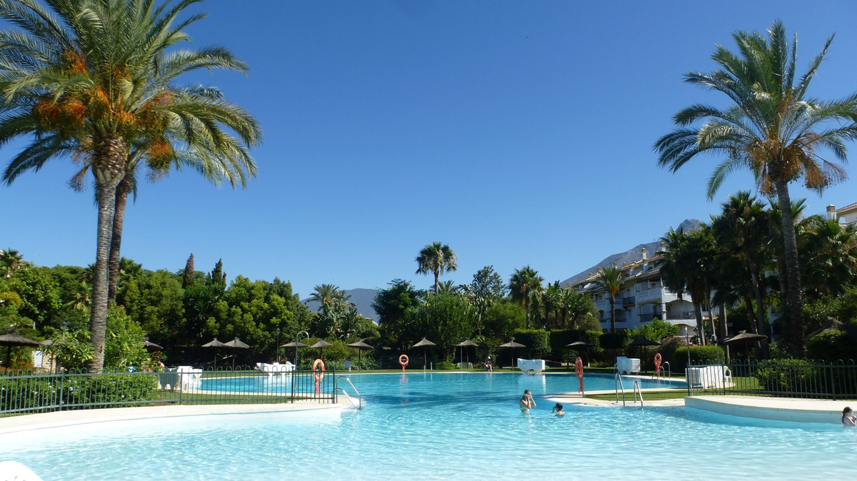 fa16a49627a5842687d8b2808a85ad08 - 27