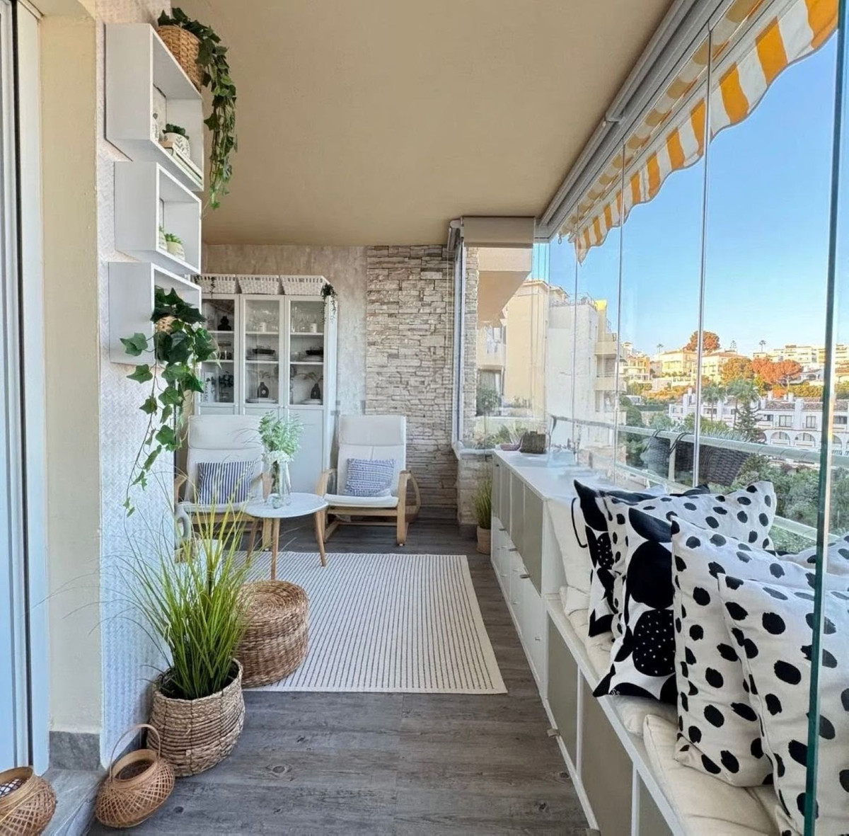 fb152ef694f8a807ebeed54d2e83a1dd - 2