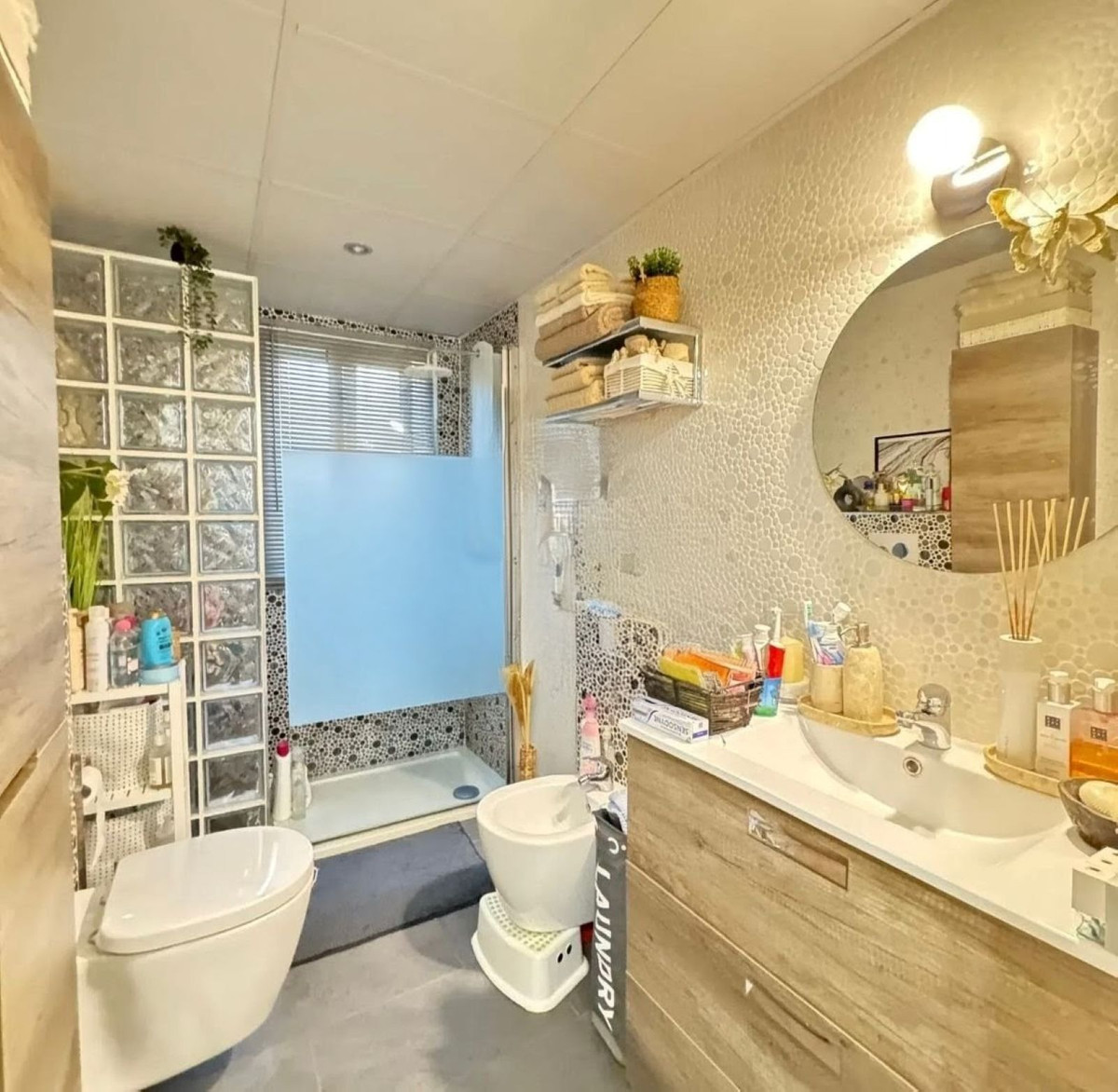 fb152ef694f8a807ebeed54d2e83a1dd - 5