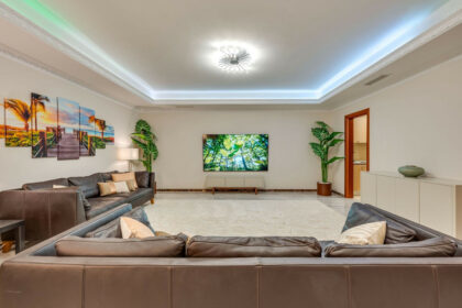 fb6f8c44a5af1df405a1d082efd6a189 - 26