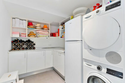 fb9895658097b792a18b3e24a090326f - 10