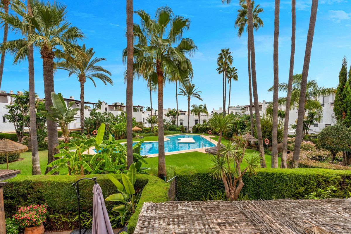 fb9895658097b792a18b3e24a090326f - 29