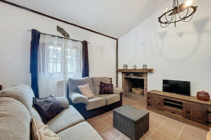 fc88b2a161fc705061cd32e18dde0568 - 12