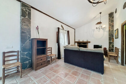 fc88b2a161fc705061cd32e18dde0568 - 15