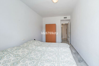 fd09cadfd60651b77b8761a9f7e4252b - 14