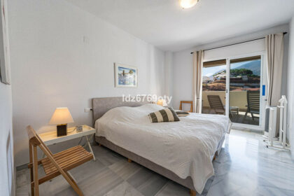 fd09cadfd60651b77b8761a9f7e4252b - 17