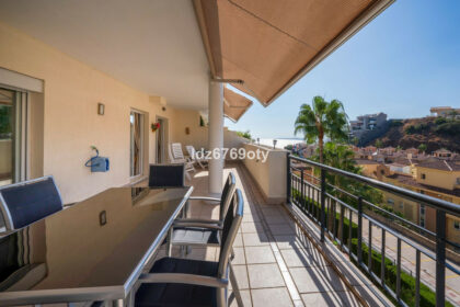 fd09cadfd60651b77b8761a9f7e4252b - 20