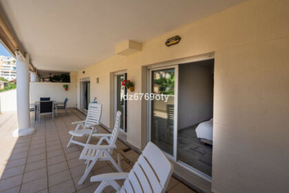 fd09cadfd60651b77b8761a9f7e4252b - 21